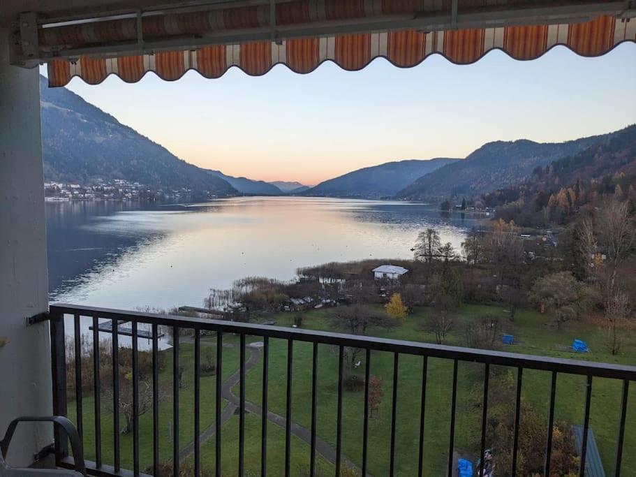 Appartement Mit Seeblick Am Ossiacher See 菲拉赫 外观 照片