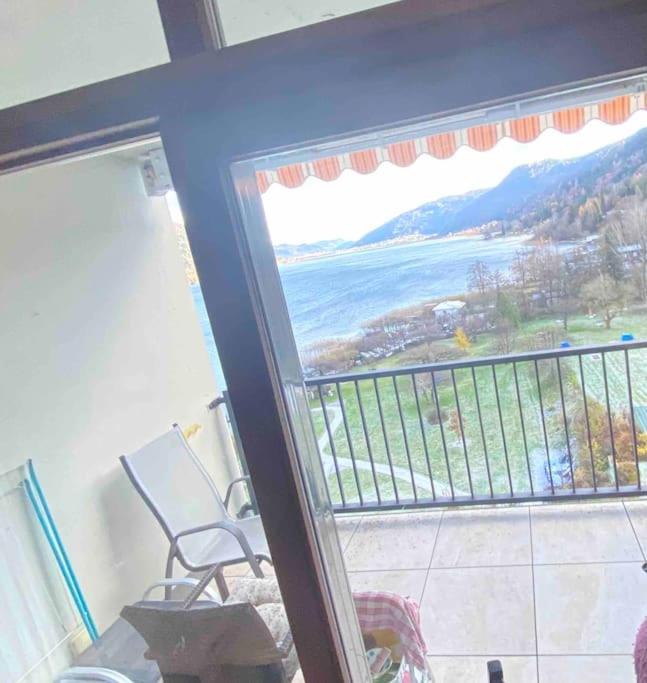 Appartement Mit Seeblick Am Ossiacher See 菲拉赫 外观 照片